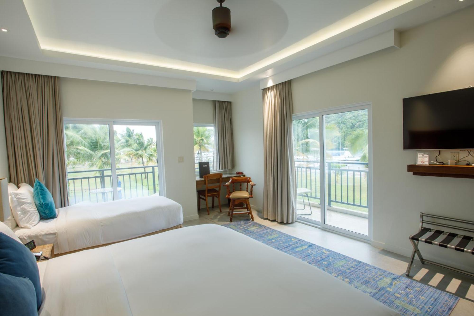 Cove Resort Palau Корор Екстериор снимка