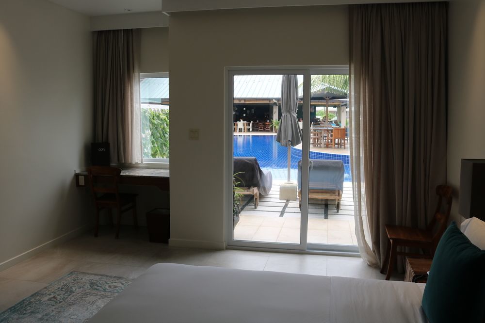 Cove Resort Palau Корор Екстериор снимка