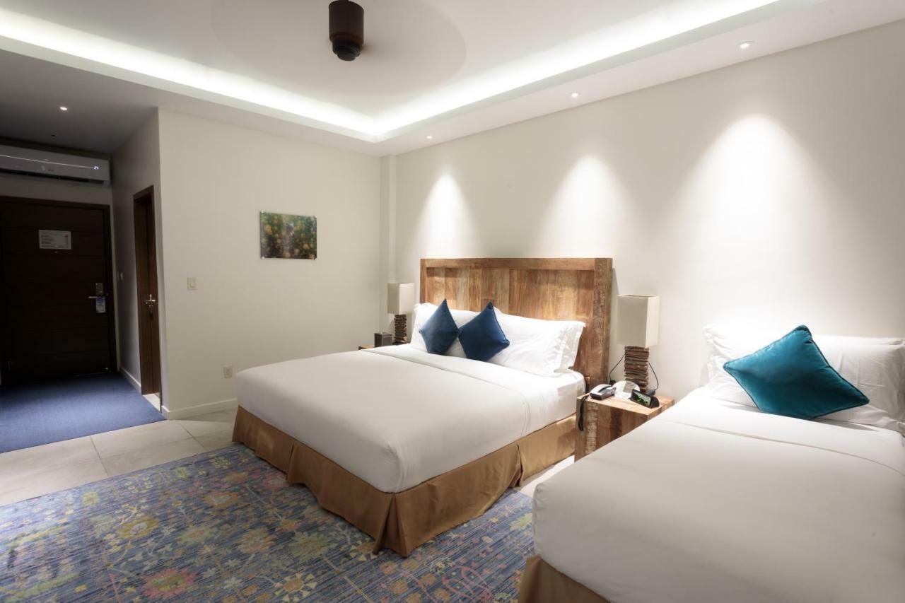 Cove Resort Palau Корор Екстериор снимка